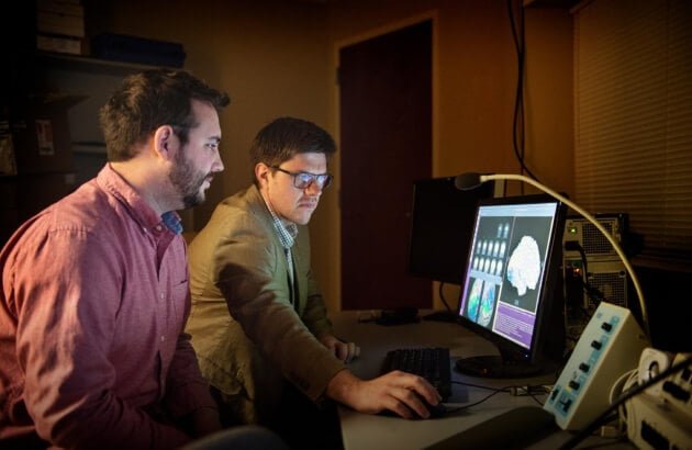 التدريب عن بُعد مع رواسخ: تعليم مرن بجودة احترافية